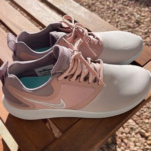 Nike Womens Lunar Solo